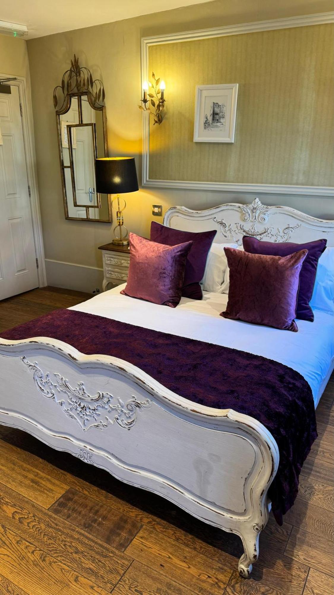 No64 The Boutique Hotel West Malling Bagian luar foto